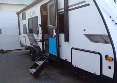 All Seasons Family RV-2022 Kodiak UltraLight Dutchman 227BH-1